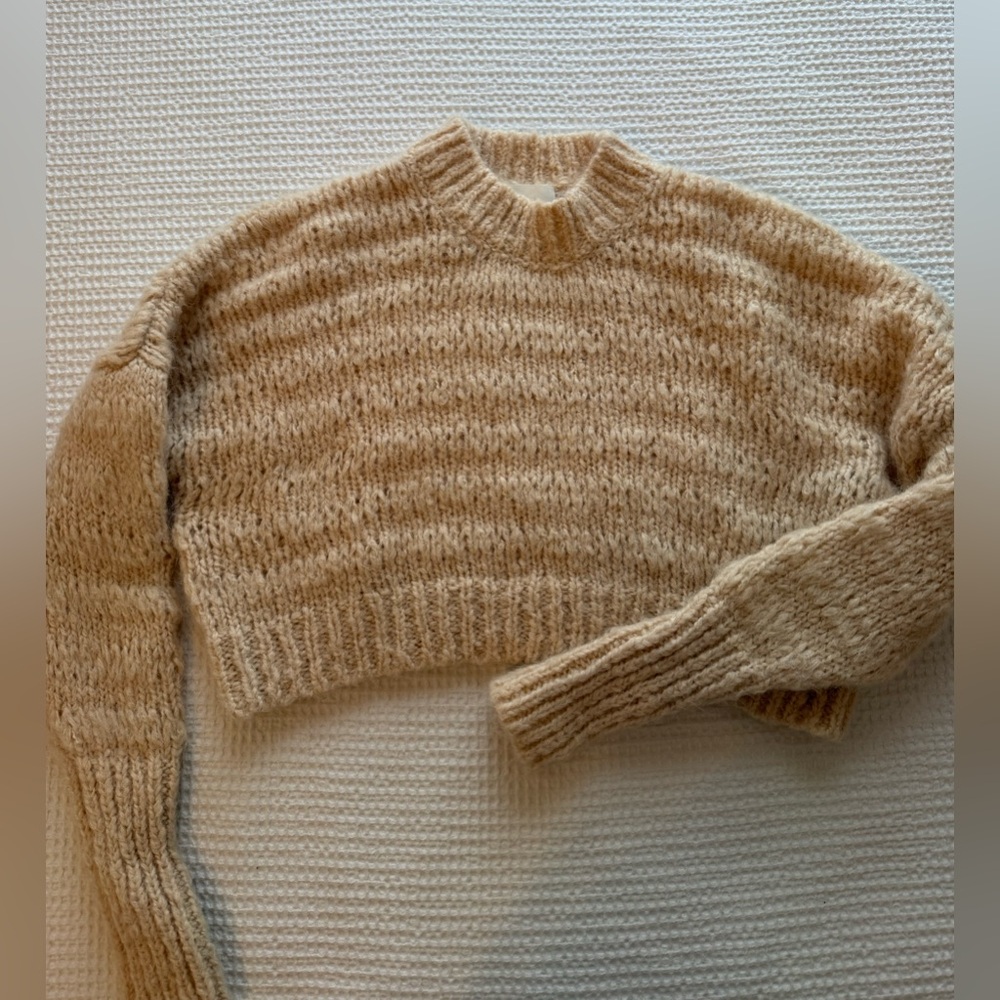 Aritzia Sweater